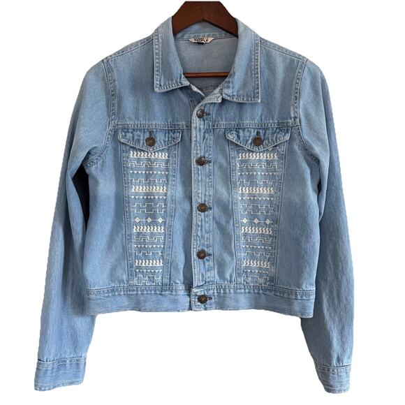 People Denim Jacket Aztec Embroidered Jean Trucker Style Jacket Size Large - Picture 2 of 16